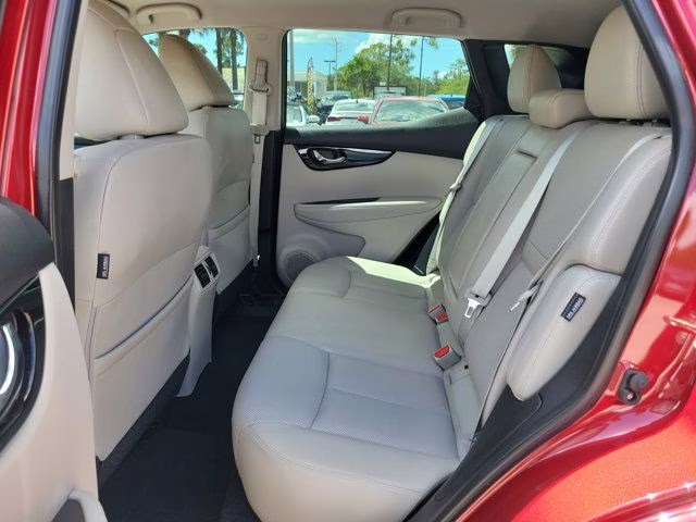 2022 Scarlet Ember Pearl Metallic Nissan Rogue Sport SL AWD SUV