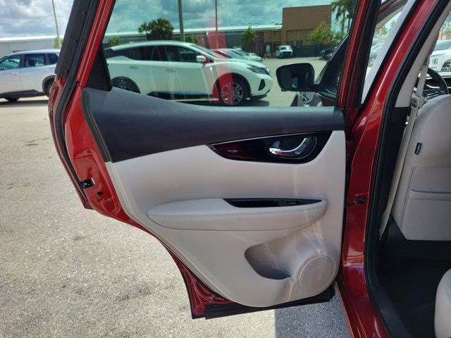 2022 Scarlet Ember Pearl Metallic Nissan Rogue Sport SL AWD SUV