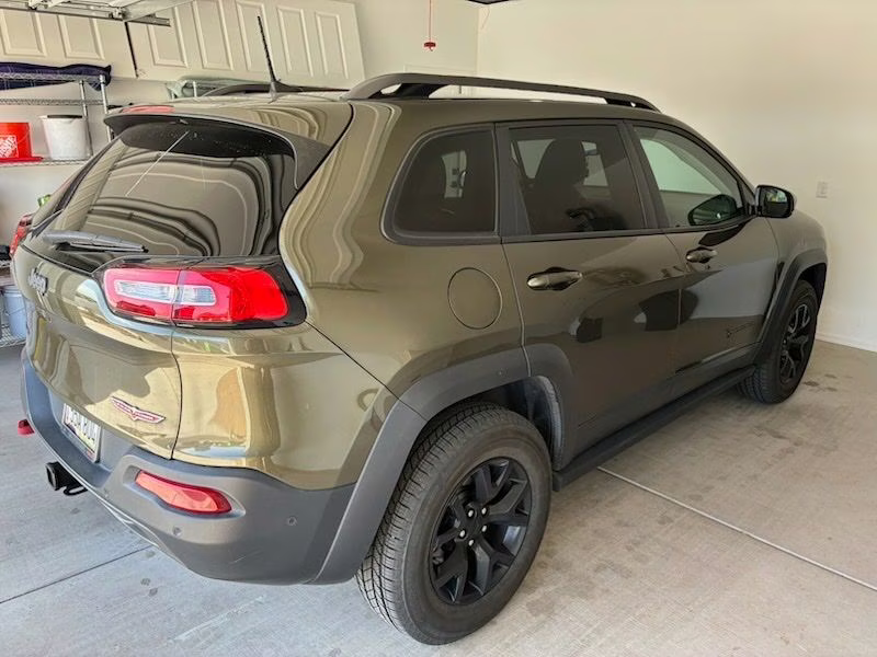 2016 Eco Green Pearlcoat Jeep Cherokee Trailhawk 4X4 SUV