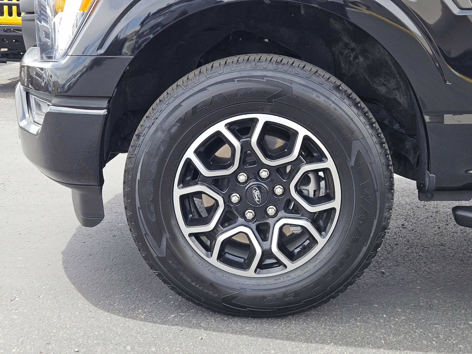 2023 Black Metallic Ford F-150 XLT 4X4 Truck