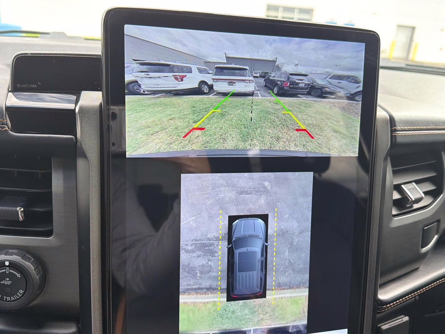 2023 Infinite Blue Metallic Tinted Clearcoat Ford Expedition Platinum 4X4 SUV