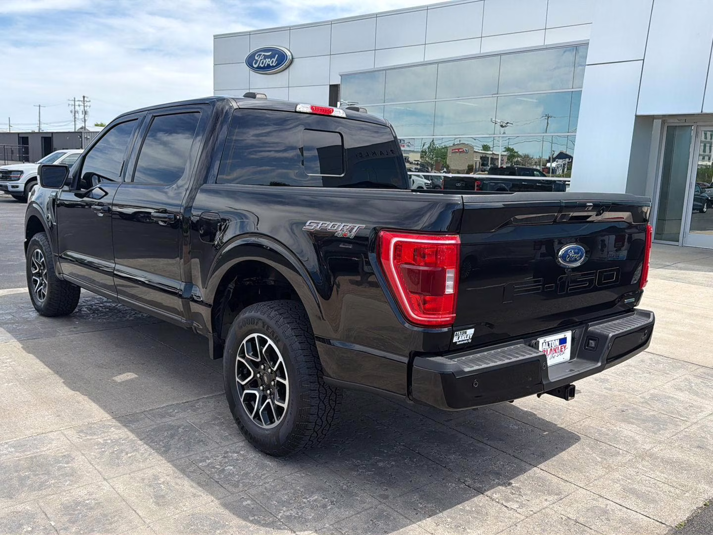 2023 Agate Black Ford F-150 XLT 4X4 Truck