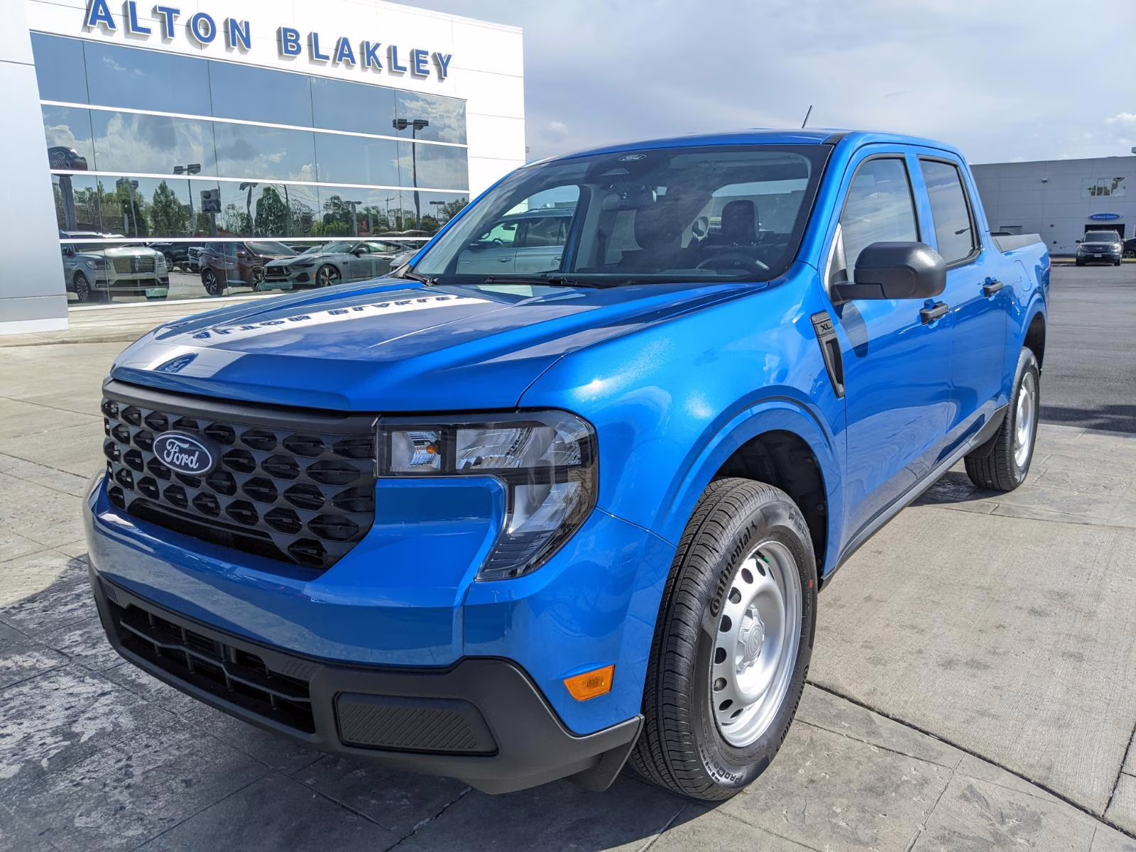 2026 Velocity Blue Ford Maverick XL AWD Truck