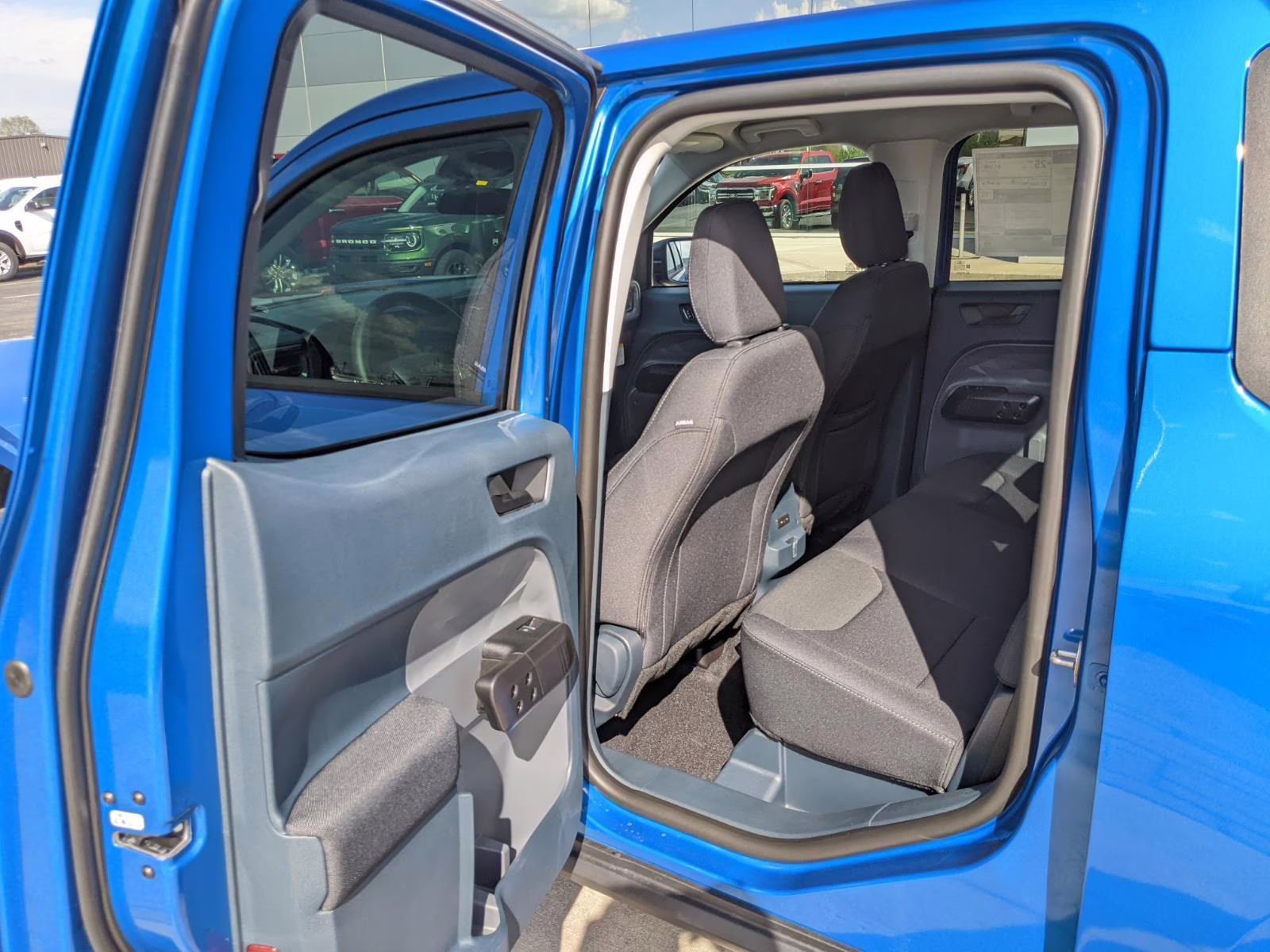 2026 Velocity Blue Ford Maverick XL AWD Truck