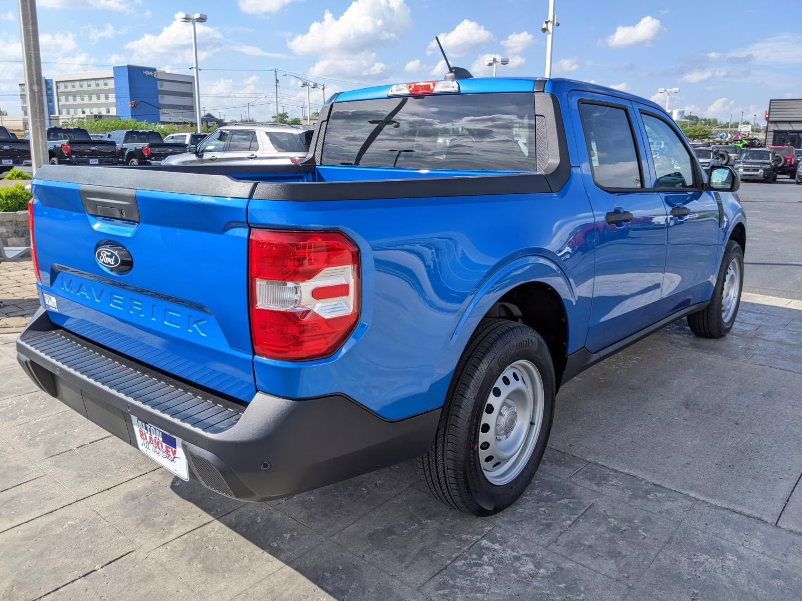 2026 Velocity Blue Ford Maverick XL AWD Truck