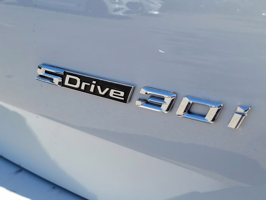 2019 Alpine White BMW X3 sDrive30i RWD SUV