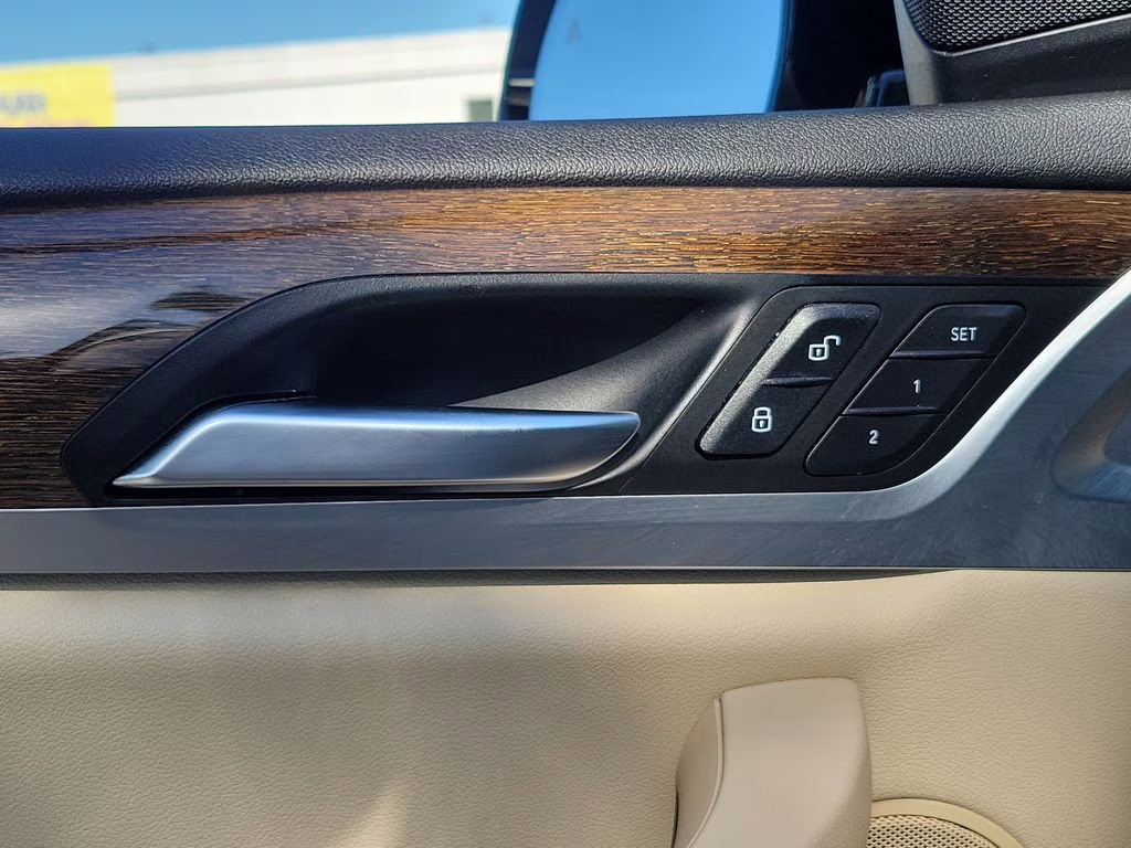 2019 Alpine White BMW X3 sDrive30i RWD SUV