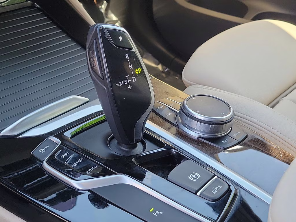 2019 Alpine White BMW X3 sDrive30i RWD SUV