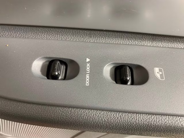 2007 Flame Red CC/Bright Silver Metallic Clearcoat Dodge Ram 1500 SLT 4X4 Truck