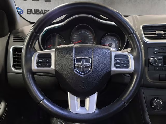 2011 Blackberry Pearlcoat Dodge Avenger Mainstreet FWD Sedan