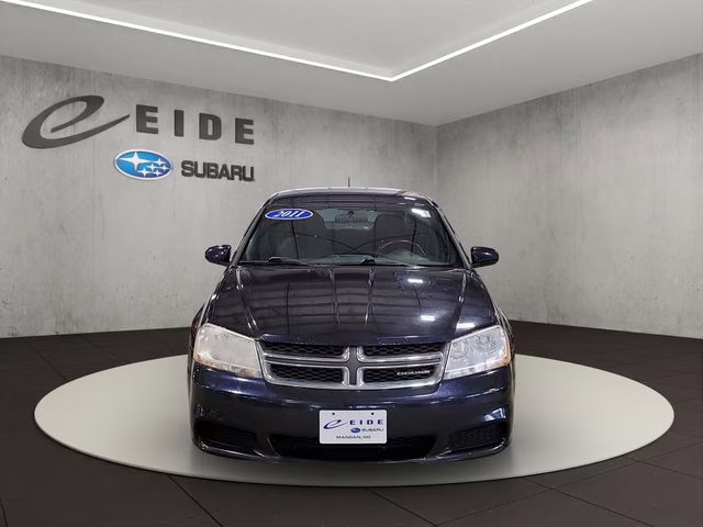 2011 Blackberry Pearlcoat Dodge Avenger Mainstreet FWD Sedan