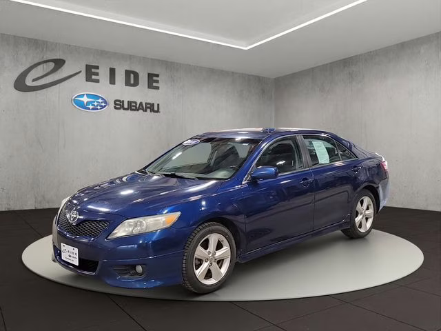 2010 Blue Ribbon Metallic Toyota Camry SE FWD Sedan