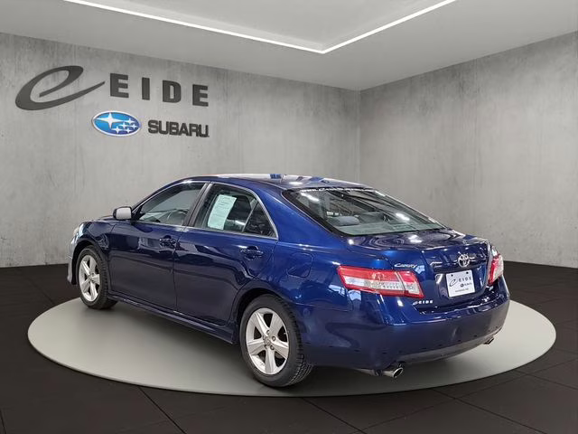 2010 Blue Ribbon Metallic Toyota Camry SE FWD Sedan