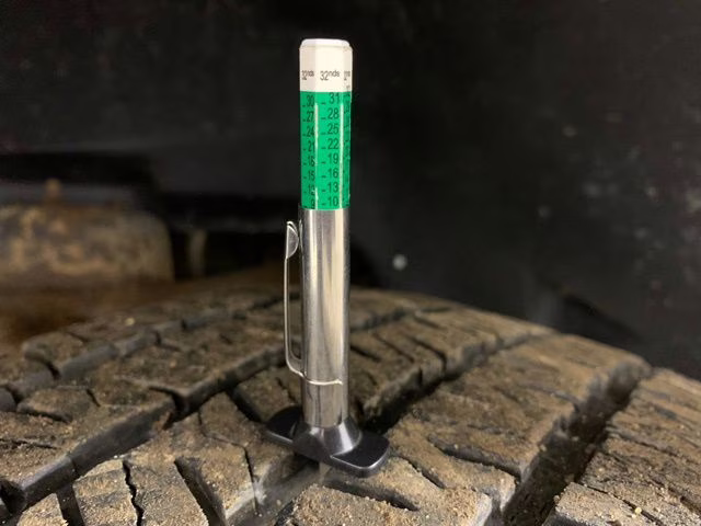 2007 Flame Red CC/Bright Silver Metallic Clearcoat Dodge Ram 1500 SLT 4X4 Truck