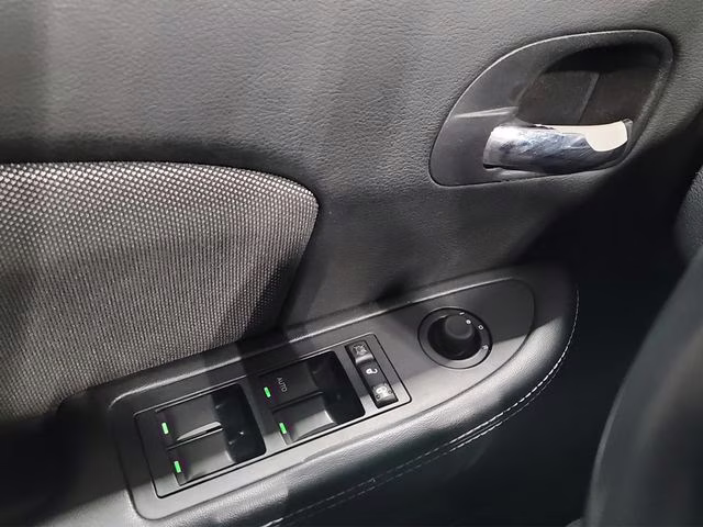 2011 Blackberry Pearlcoat Dodge Avenger Mainstreet FWD Sedan