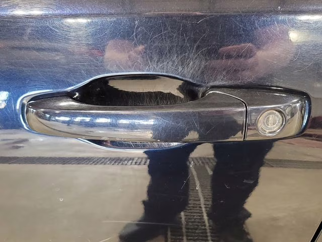 2011 Blackberry Pearlcoat Dodge Avenger Mainstreet FWD Sedan