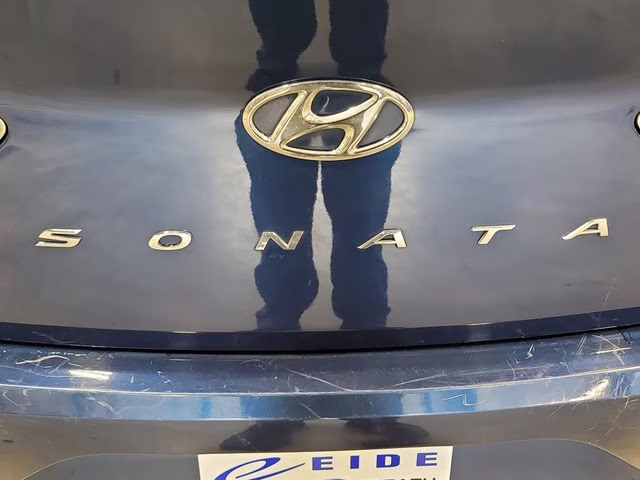 2018 Lakeside Blue Hyundai Sonata SE FWD Sedan