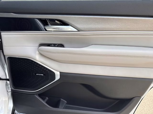 2026 Bright White Clearcoat Jeep Grand Wagoneer RWD SUV