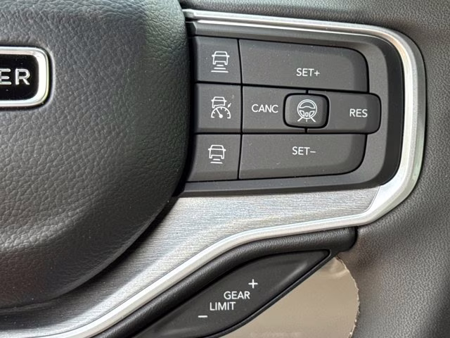 2026 Bright White Clearcoat Jeep Grand Wagoneer RWD SUV