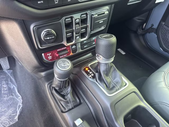 2026 Anvil Clearcoat Jeep Gladiator Mojave X 4X4 Truck