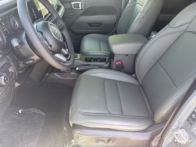 2026 Anvil Clearcoat Jeep Gladiator Mojave X 4X4 Truck