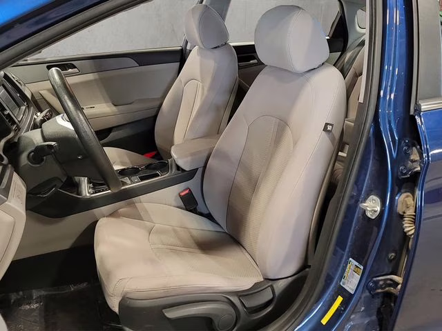 2018 Lakeside Blue Hyundai Sonata SE FWD Sedan