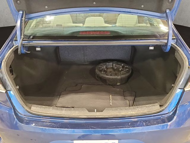 2018 Lakeside Blue Hyundai Sonata SE FWD Sedan