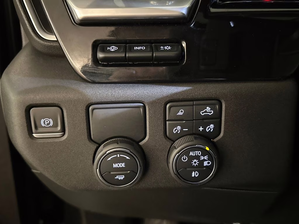 2022 Dark Ash Metallic Chevrolet Silverado 1500 LTZ RWD Truck