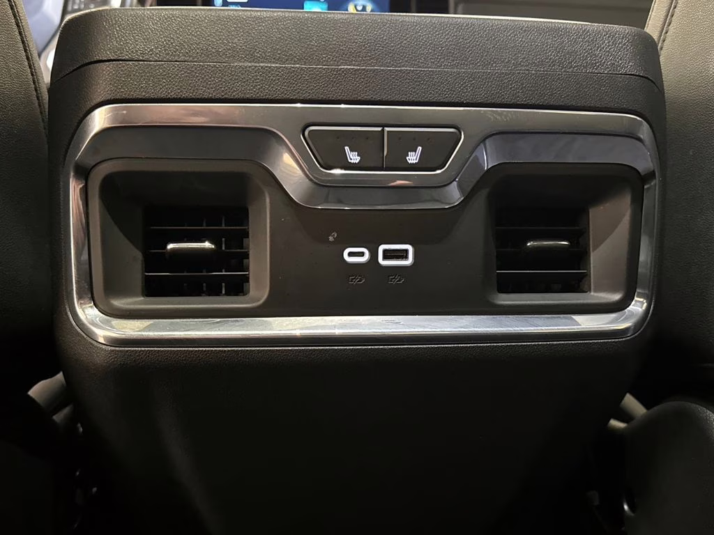 2022 Dark Ash Metallic Chevrolet Silverado 1500 LTZ RWD Truck