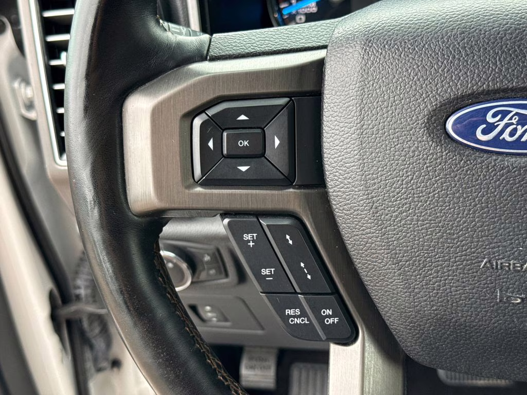 2017 White Platinum Metallic Tri-Coat Ford F-150 Limited 4X4 Truck