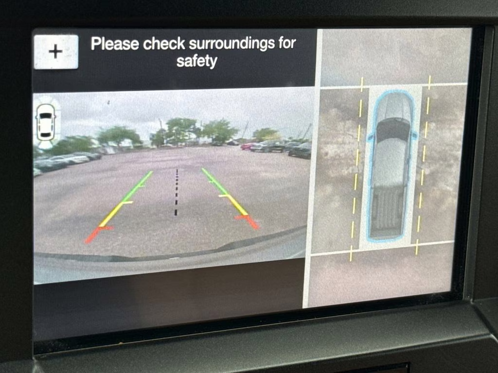 2017 White Platinum Metallic Tri-Coat Ford F-150 Limited 4X4 Truck