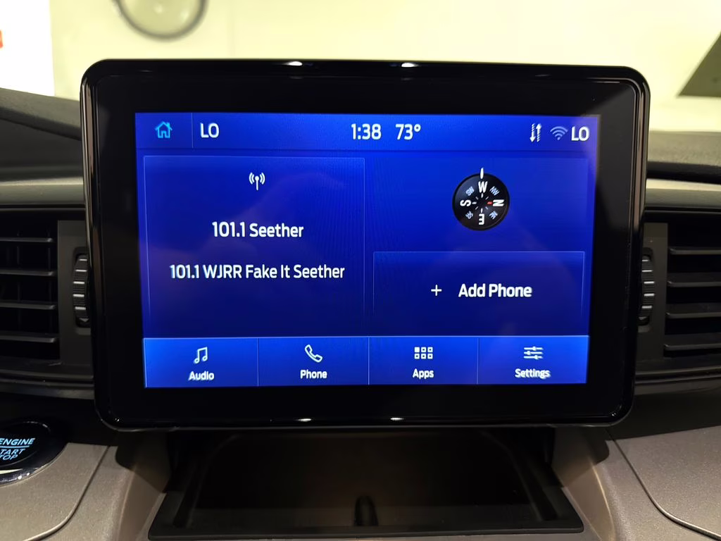 2023 Silver Metallic Ford Explorer XLT RWD SUV