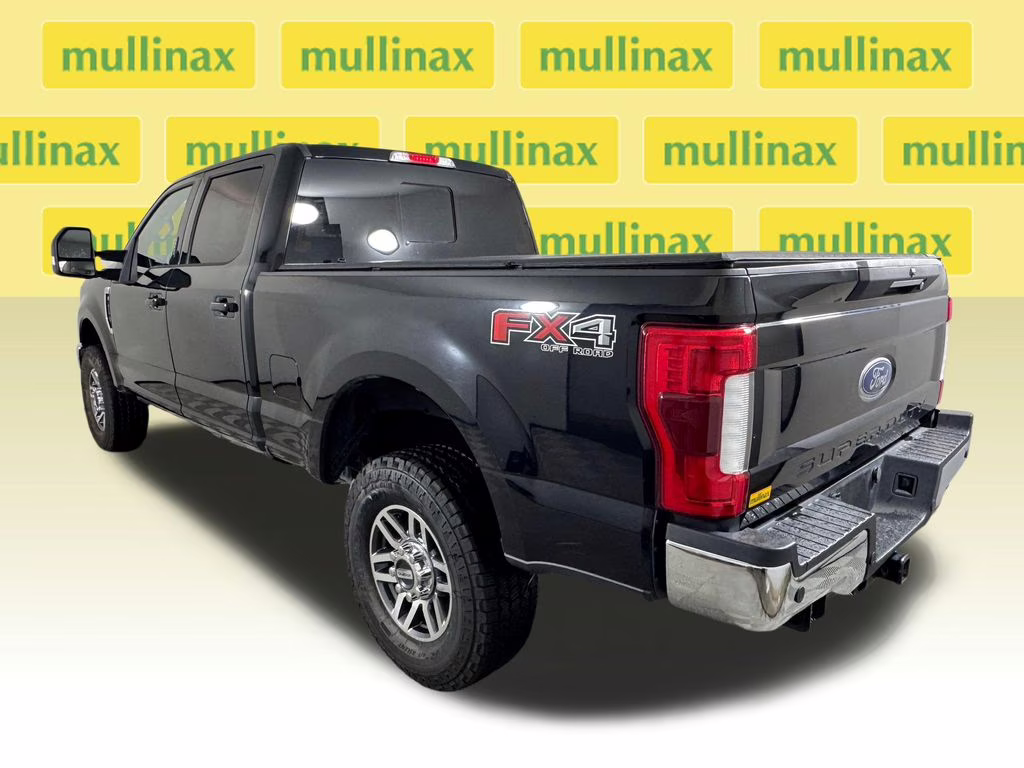 2018 Shadow Black Ford Super Duty F-250 SRW Lariat 4X4 Truck