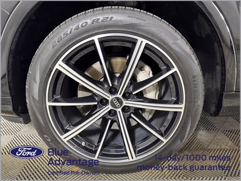 2023 Mythos Black Metallic Audi Q7 55 Premium Plus AWD SUV