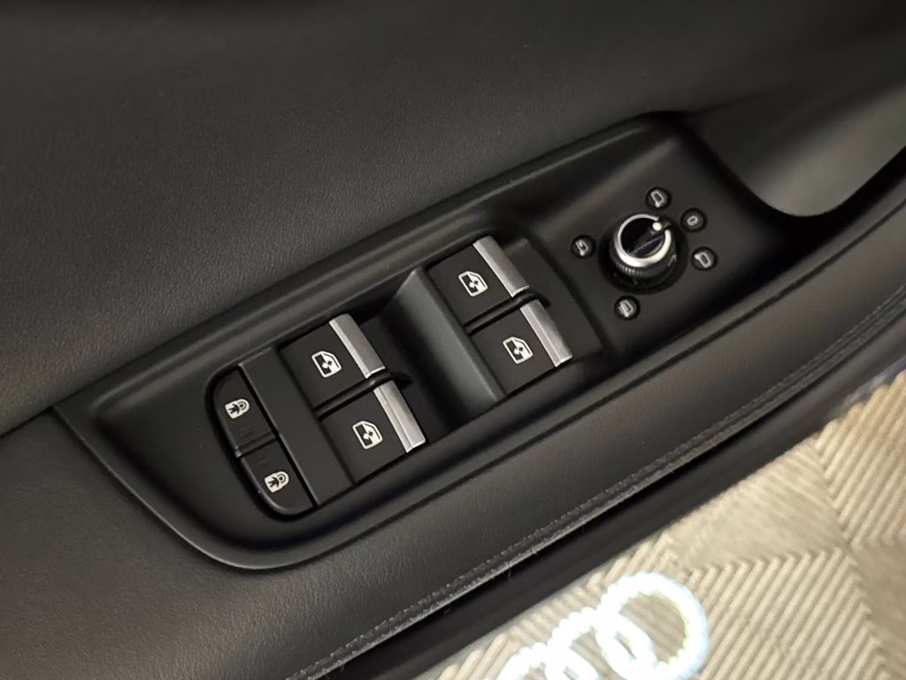 2023 Mythos Black Metallic Audi Q7 55 Premium Plus AWD SUV