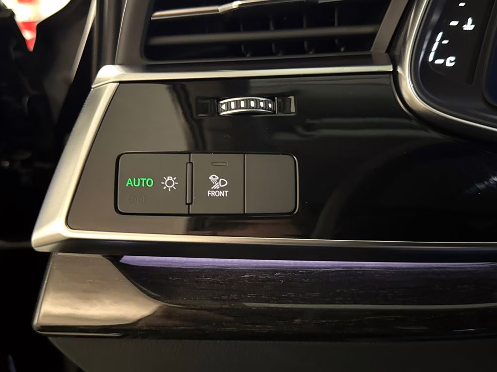 2023 Mythos Black Metallic Audi Q7 55 Premium Plus AWD SUV