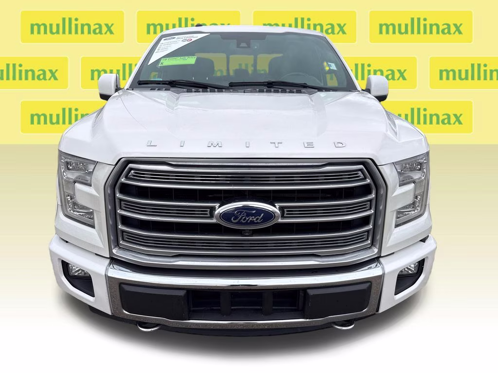 2017 White Platinum Clearcoat Metallic Ford F-150 Limited 4X4 Truck
