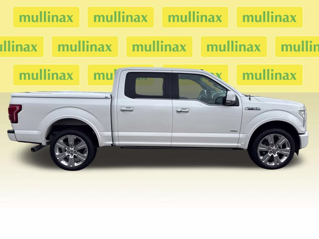 2017 White Platinum Clearcoat Metallic Ford F-150 Limited 4X4 Truck