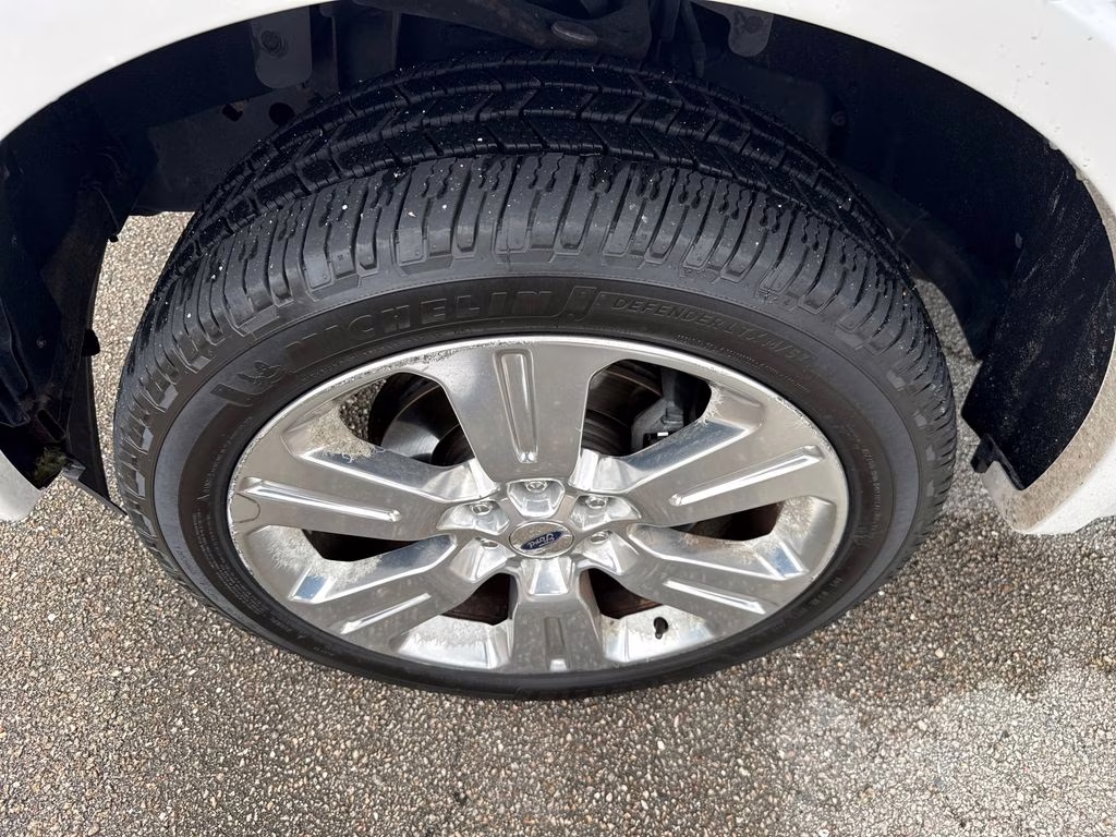 2017 White Platinum Metallic Tri-Coat Ford F-150 Limited 4X4 Truck