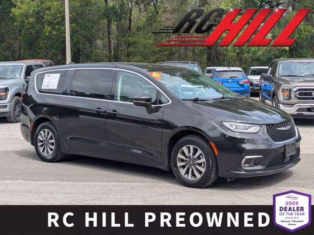 2023 Chrysler Pacifica Hybrid Touring L