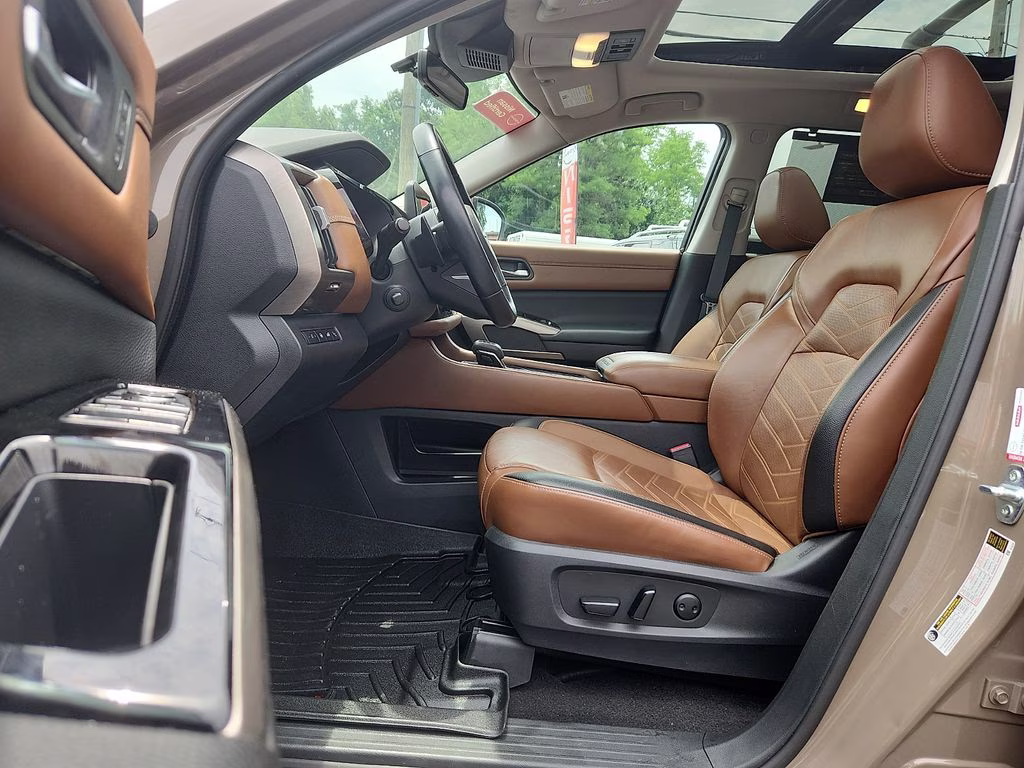 2023 Baja Storm Nissan Pathfinder Platinum FWD SUV