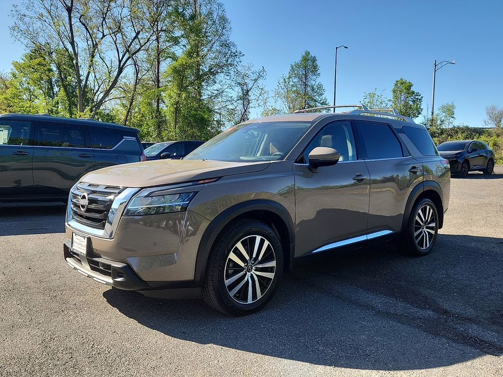2023 Baja Storm Nissan Pathfinder Platinum FWD SUV