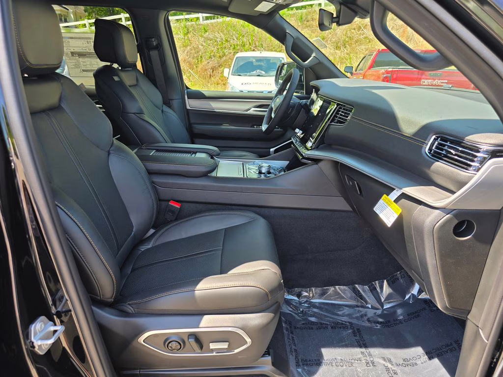 2026 High Gloss Black Jeep Grand Wagoneer L 4X4 SUV