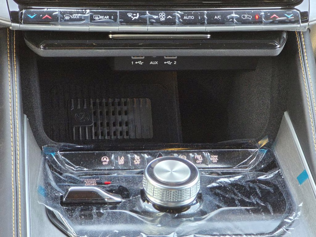 2026 High Gloss Black Jeep Grand Wagoneer L 4X4 SUV