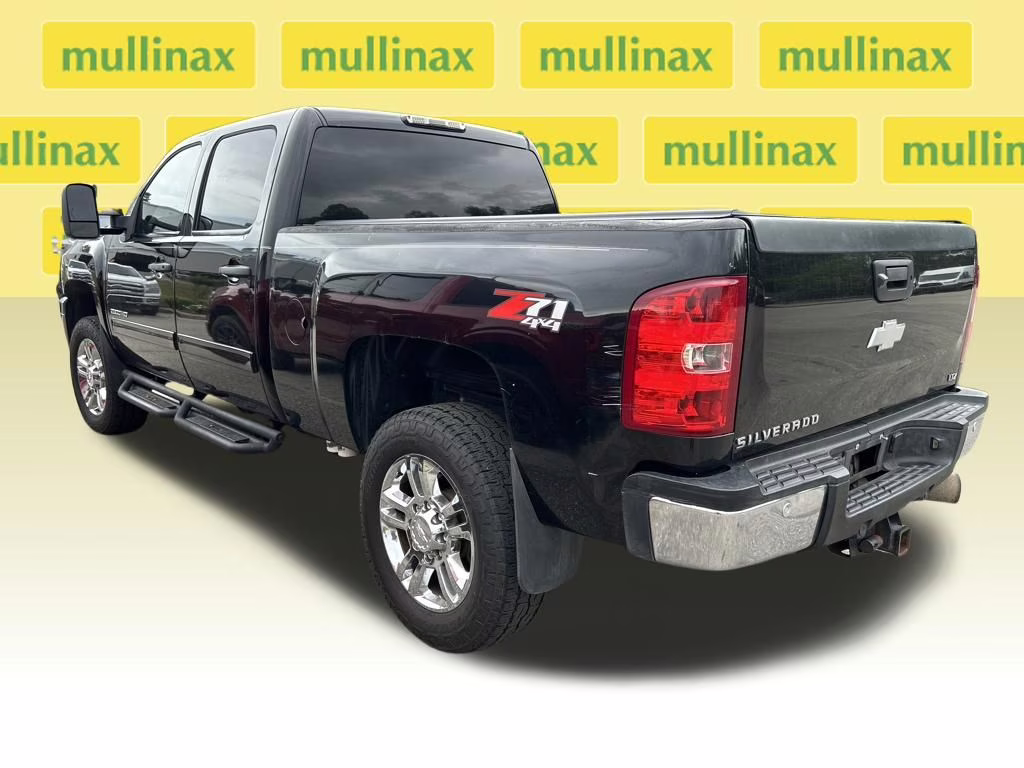 2013 Black Chevrolet Silverado 2500HD LT 4X4 Truck