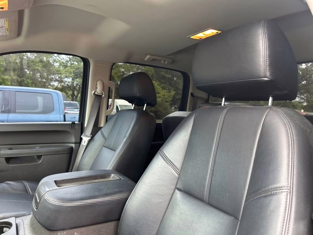 2013 Black Chevrolet Silverado 2500HD LT 4X4 Truck