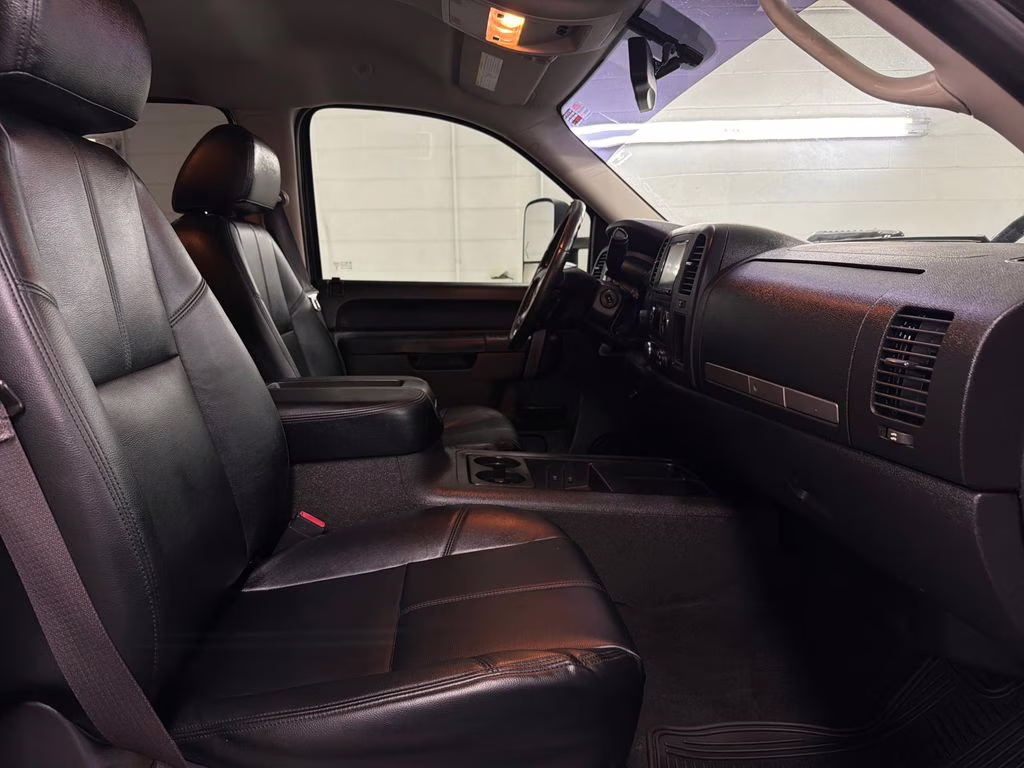 2013 Black Chevrolet Silverado 2500HD LT 4X4 Truck