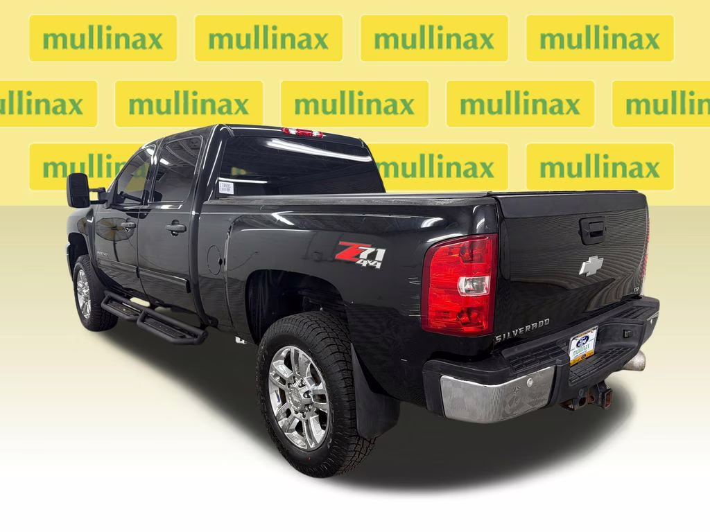 2013 Black Chevrolet Silverado 2500HD LT 4X4 Truck