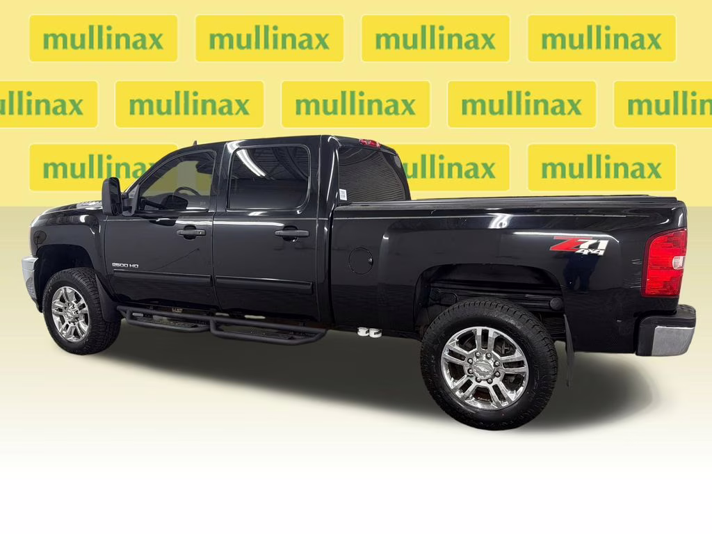 2013 Black Chevrolet Silverado 2500HD LT 4X4 Truck