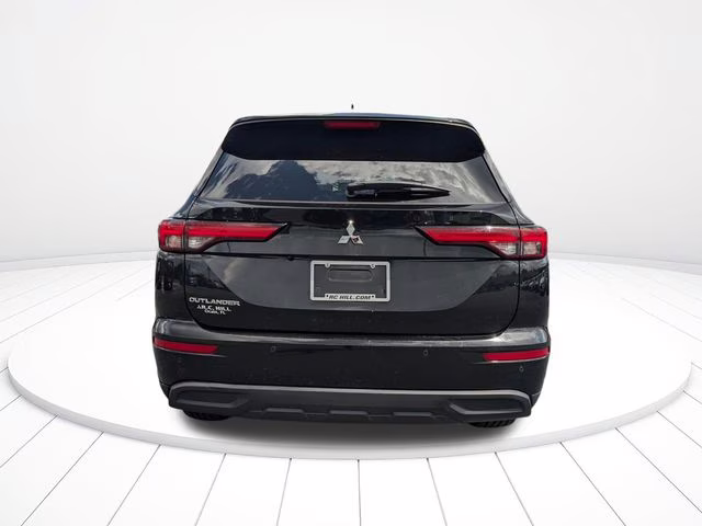 2022 Black Diamond Mitsubishi Outlander ES FWD SUV